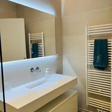 Central, Confort, Clim, 2 Chambres, Parking - 6e شقة
